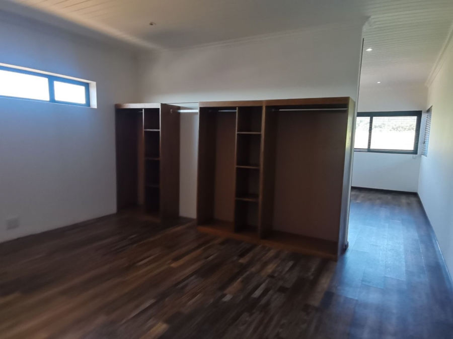 5 Bedroom Property for Sale in Royalston Residential Estate and Wildlife Reserve Eastern Cape